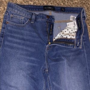 Lucky brand skinny jeans size 8 / 29